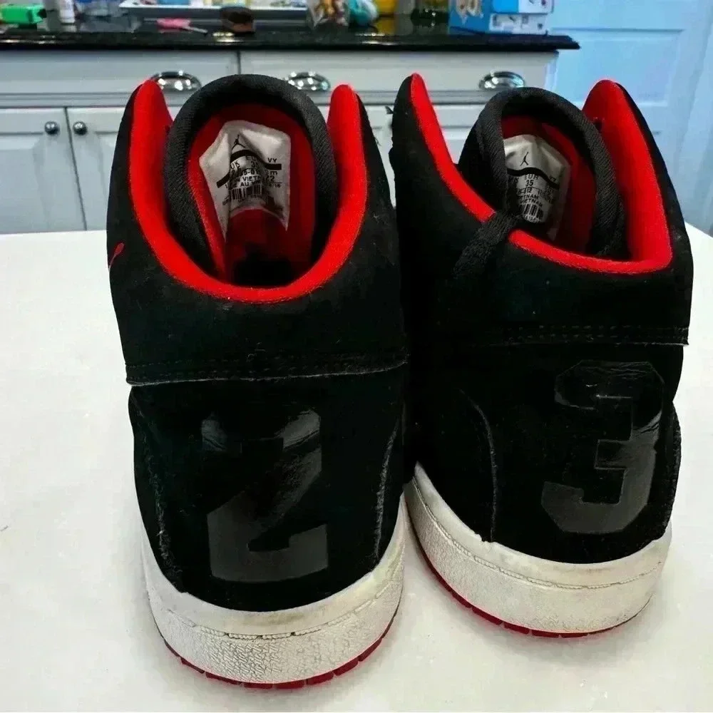 Nike Air Jordan Retro Mid Suede Black/Red Youth 3Y Boys (88435-012)